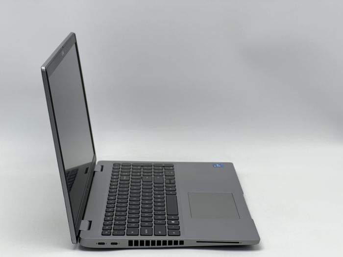 Ноутбук Dell Latitude 5520, i5-1145G7, 16 GB, 240 GB, Intel Iris Xe Graphics, 1920x1080, IPS [SH2609424] БУ - зображення 2