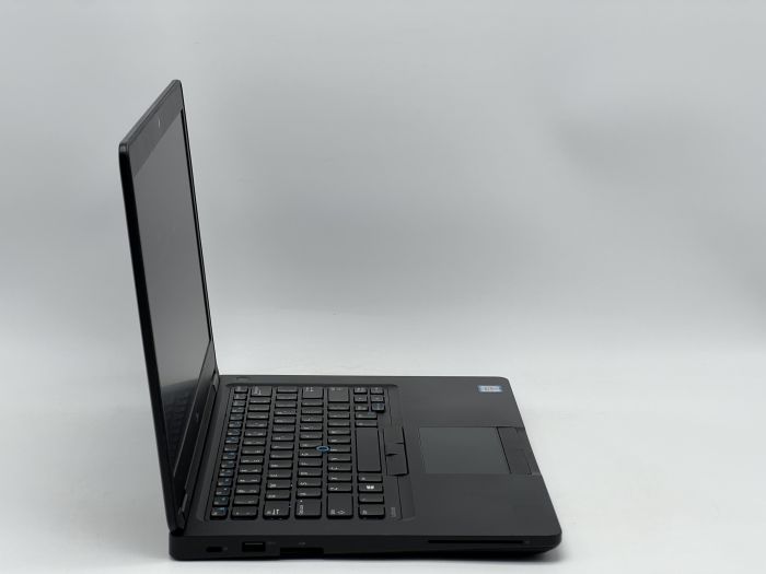 Ноутбук Dell Latitude 5480, i5-6300U, 8 GB, 120 GB, Intel HD Graphics 520, 1366x768, TN [SH26051044] БУ - зображення 2