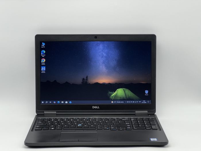 Ноутбук Dell Latitude 5590, i5-7300U, 8 GB, 120 GB, Intel HD Graphics 620, 1366x768, TN [SH2606965] БУ - зображення 1