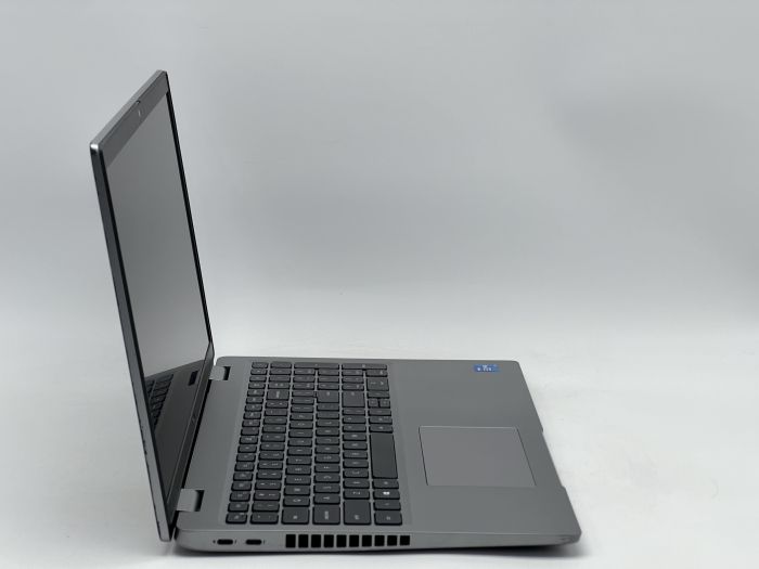 Ноутбук Dell Latitude 5520, i5-1145G7, 16 GB, 240 GB, Intel Iris Xe Graphics, 1920x1080, IPS [SH2610389] БУ - зображення 2