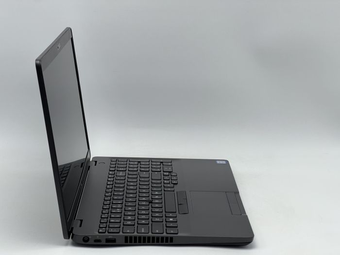 Ноутбук Dell Latitude 5500, i7-8665U, 16 GB, 240 GB, Intel UHD 620, 1920x1080, IPS [SH2609659] БУ - зображення 2