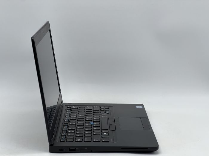 Ноутбук Dell Latitude 5480, i5-6300U, 8 GB, 120 GB, Intel HD Graphics 520, 1366x768, TN [DV2608243] БУ - зображення 2