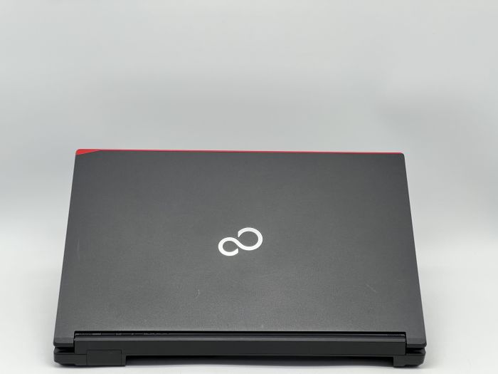 Ноутбук Fujitsu LifeBook E556, i5-6300U, 8 GB, 120 GB, Intel HD Graphics 520, 1366x768, TN [DV2608231] БУ - зображення 4