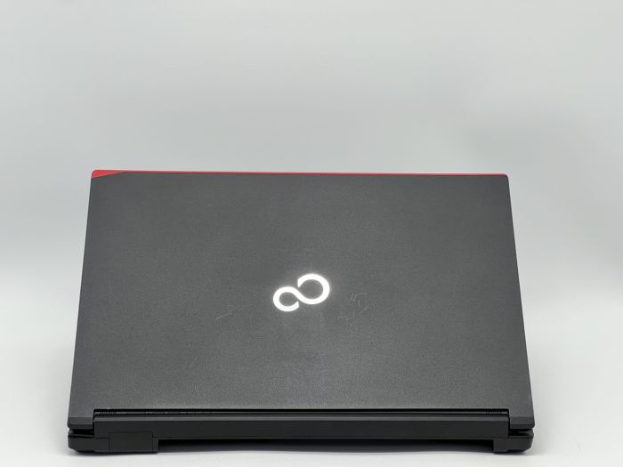 Ноутбук Fujitsu LifeBook E556, i5-6300U, 8 GB, 120 GB, Intel HD Graphics 520, 1366x768, TN [DV2608226] БУ - зображення 4