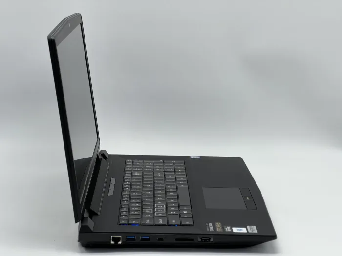 Ноутбук Sager X95 P770DM, i7-6700K, 16 GB, 120 GB, NVIDIA GeForce GTX 980M, 1000 GB, 1920x1080, IPS [SH26041021] БУ - зображення 2