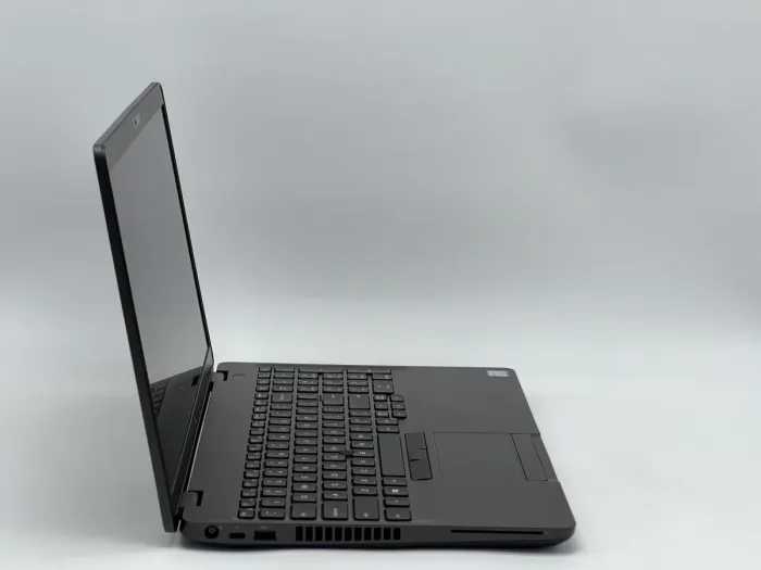 Ноутбук Dell Precision 3541, i5-9400H, 16 GB, 240 GB, Intel UHD Graphics 630, 1920x1080, IPS [SH26051418] БУ - зображення 2