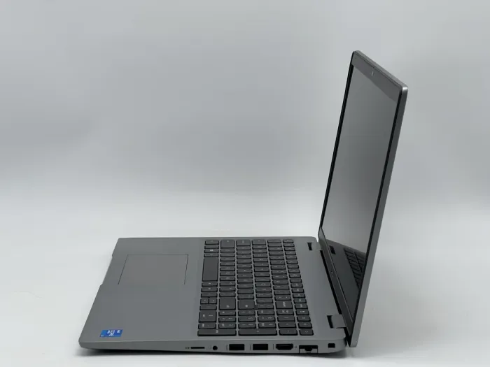 Ноутбук Dell Latitude 5520, i5-1145G7, 16 GB, 240 GB, Intel Iris Xe Graphics, 1920x1080, IPS [SH26061490] БУ - зображення 3