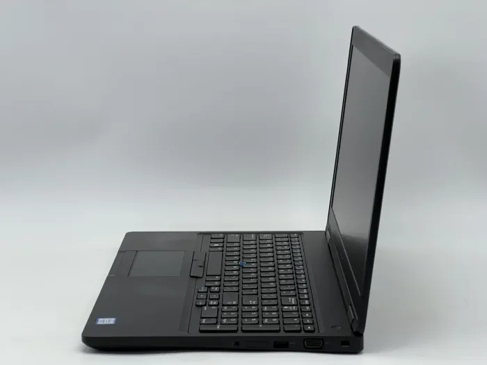 Ноутбук Dell Latitude 5590, i5-7300U, 16 GB, 240 GB, Intel HD Graphics 620, 1366x768, TN [SH2607332] БУ - изображение 3