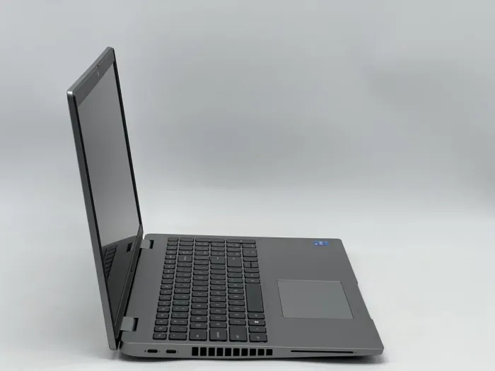 Ноутбук Dell Latitude 5520, i5-1145G7, 16 GB, 240 GB, Intel Iris Xe Graphics, 1920x1080, IPS [SH26061114] БУ - изображение 2