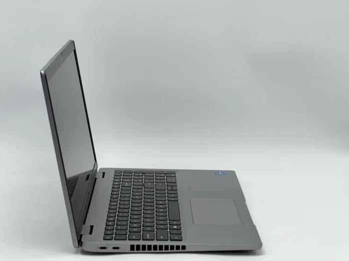 Ноутбук Dell Latitude 5520, i5-1145G7, 16 GB, 240 GB, Intel Iris Xe Graphics, 1920x1080, IPS [SH26061489] БУ - зображення 2
