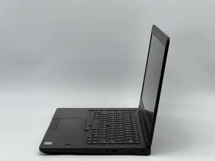 Ноутбук Dell Latitude 5480, i5-6300U, 8 GB, 240 GB, Intel HD Graphics 520, 1366x768, TN [SH26051273] БУ - зображення 3