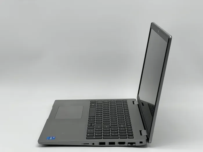 Ноутбук Dell Latitude 5520, i5-1135G7, 16 GB, 240 GB, Intel Iris Xe Graphics, 1920x1080, IPS [SH25121526] БУ - зображення 3