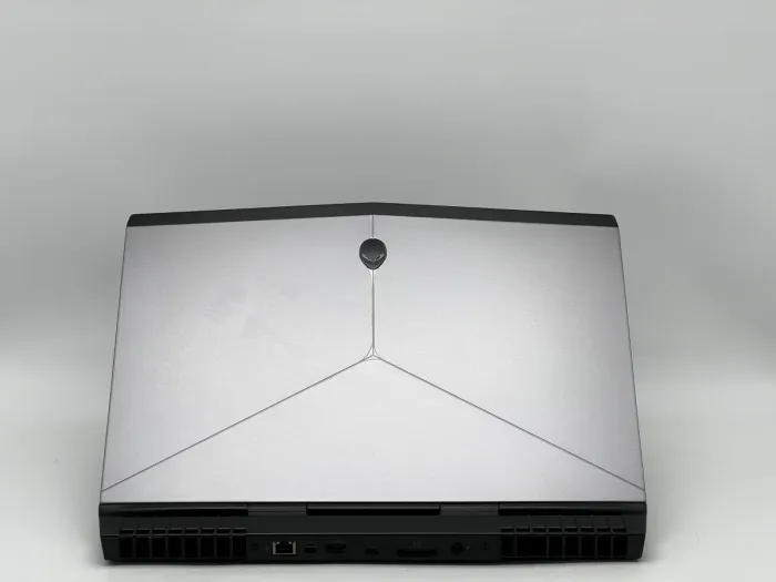 Ноутбук Dell Alienware 15 R3, i5-6300HQ, 16 GB, 480 GB, NVIDIA GeForce GTX 1060, 1920x1080, IPS [SH26051439] БУ - зображення 4