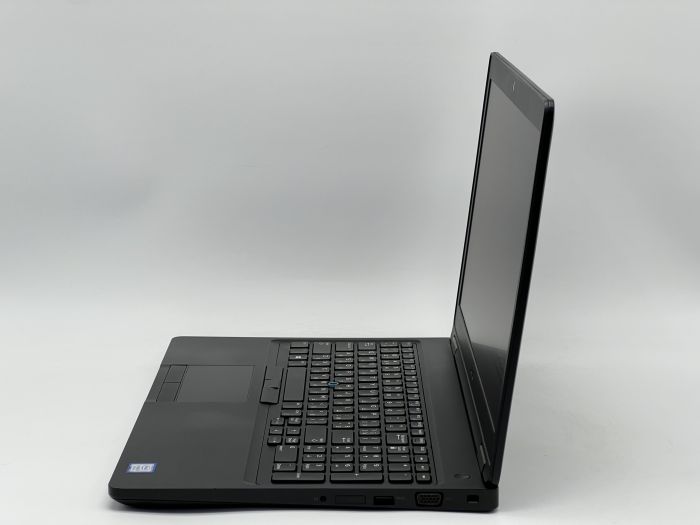 Ноутбук Dell Latitude 5590, i5-7300U, 8 GB, 120 GB, Intel HD Graphics 620, 1366x768, TN [SH2606137] БУ - изображение 3