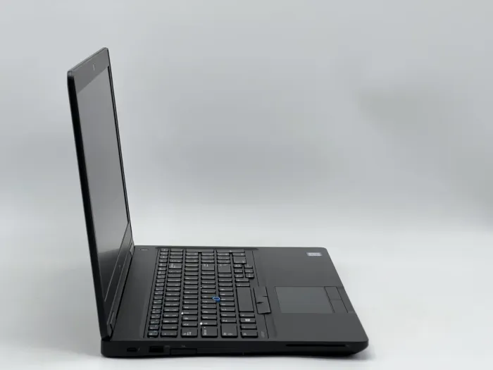 Ноутбук Dell Latitude 5580, i5-6440HQ, 16 GB, 120 GB, NVIDIA GeForce 940 MX, 1366x768, TN [SH26061608] БУ - изображение 2