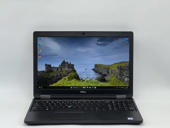 Ноутбук Dell Latitude 5590, i5-8365U, 16 GB, 240 GB, Intel UHD Graphics 620, 1920x1080, IPS [SH2609400] БУ - зображення 1