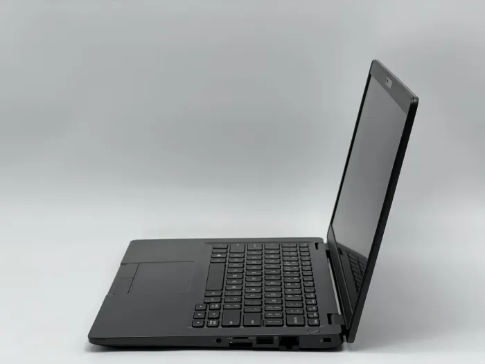 Ноутбук Dell Latitude 5300, i5-8265U, 16 GB, 240 GB, Intel UHD Graphics 620, 1920x1080, IPS [NS2509349] БУ - зображення 2