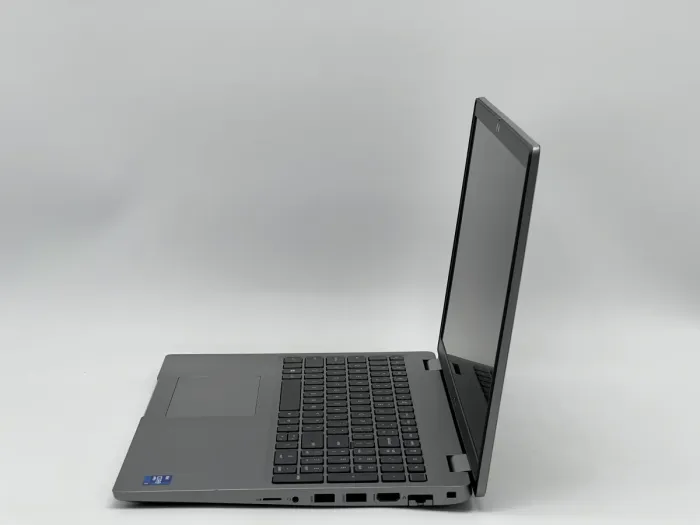 Ноутбук Dell Latitude 5520, i7-1185G7, 16 GB, 240 GB, Intel Iris Xe Graphics, 1920x1080, IPS [SH2606298] БУ - зображення 3
