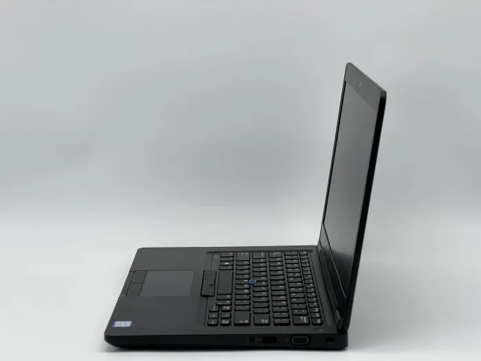 Ноутбук Dell Latitude 5480, i7-6600U, 16 GB, 480 GB, NVIDIA GeForce 930 MX, 1366x768, TN [SH26031374] БУ - зображення 3
