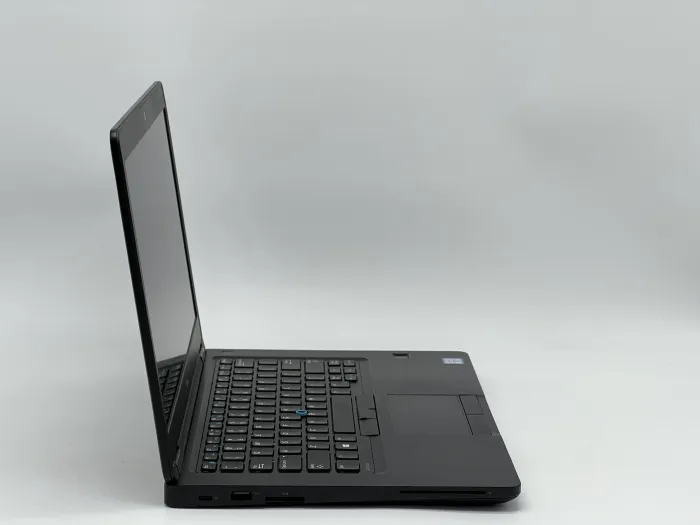Ноутбук Dell Latitude 5480, i5-6300U, 8 GB, 240 GB, Intel HD Graphics 520, 1366x768, TN [SH26051273] БУ - зображення 2