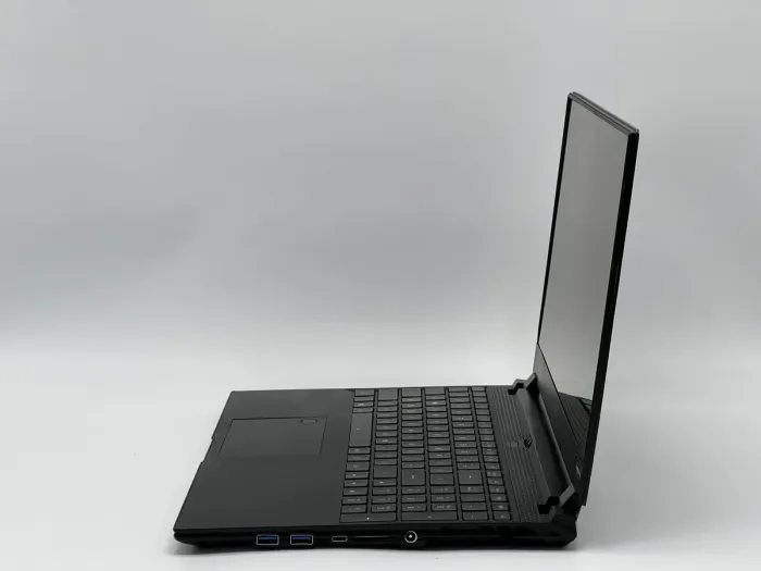 Ноутбук Gigabyte Aero 15 OLED KC RP75, i7-10870H, 16 GB, 960 GB, NVIDIA GeForce RTX 3060, 3840x2160, OLED [SH2510807] БУ - зображення 3