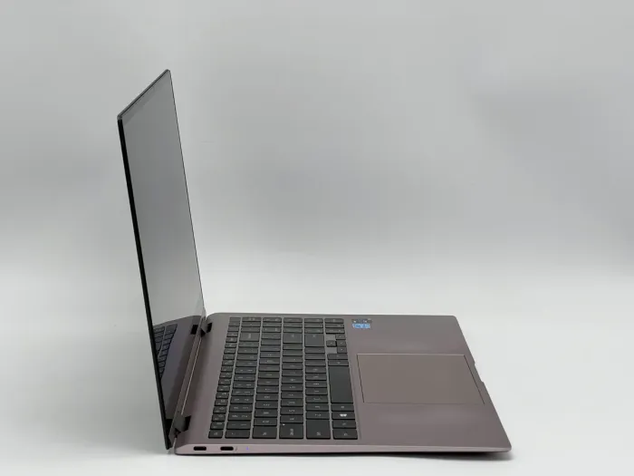 Ноутбук Samsung Galaxy Book Pro 360 NP950QDB, i7-1165G7, 16 GB, 480 GB, Intel Iris Xe Graphics, 1920x1080, OLED [SH2604144] БУ - зображення 2