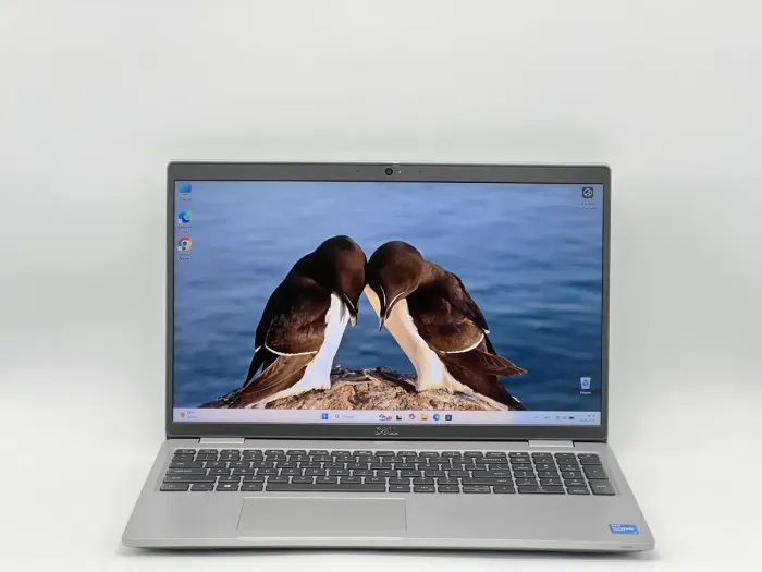 Ноутбук Dell Latitude 5520, i5-1145G7, 16 GB, 240 GB, Intel Iris Xe Graphics, 1920x1080, IPS [SH2601441] БУ - зображення 1