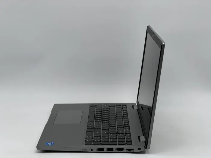 Ноутбук Dell Latitude 5520, i5-1145G7, 16 GB, 240 GB, Intel Iris Xe Graphics, 1920x1080, IPS [SH26061018] БУ - зображення 3