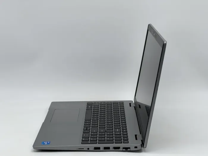 Ноутбук Dell Latitude 5520, i5-1145G7, 16 GB, 240 GB, Intel Iris Xe Graphics, 1920x1080, IPS [SH26081155] БУ - зображення 3