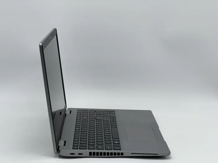 Ноутбук Dell Latitude 5520, i5-1145G7, 16 GB, 240 GB, Intel Iris Xe Graphics, 1920x1080, IPS [SH26051094] БУ - изображение 2