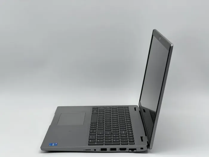 Ноутбук Dell Latitude 5520, i5-1135G7, 16 GB, 240 GB, Intel Iris Xe Graphics, 1920x1080, IPS [SH26031313] БУ - зображення 3