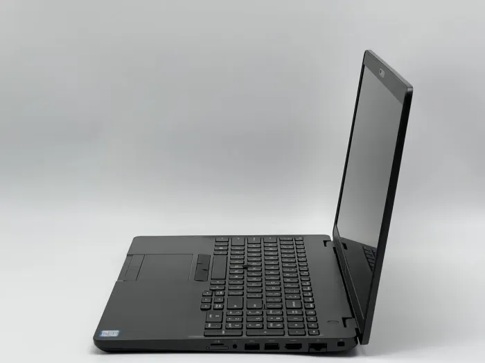 Ноутбук Dell Latitude 5500, i7-8665U, 16 GB, 240 GB, Intel UHD Graphics 620, 1920x1080, IPS [SH2507061] БУ - зображення 3