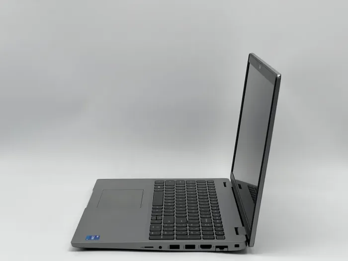 Ноутбук Dell Latitude 5520, i5-1135G7, 16 GB, 240 GB, Intel Iris Xe Graphics, 1920x1080, IPS [SH26031335] БУ - изображение 3