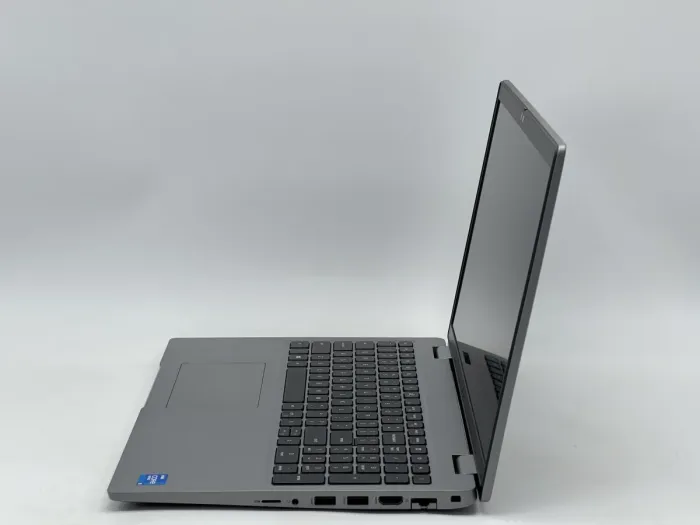 Ноутбук Dell Latitude 5520, i5-1145G7, 16 GB, 240 GB, Intel Iris Xe Graphics, 1920x1080, IPS [SH2608019] БУ - изображение 3