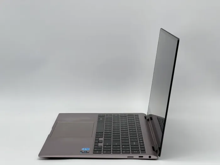Ноутбук Samsung Galaxy Book Pro 360 NP950QDB, i7-1165G7, 16 GB, 480 GB, Intel Iris Xe Graphics, 1920x1080, OLED [SH2604144] БУ - зображення 3