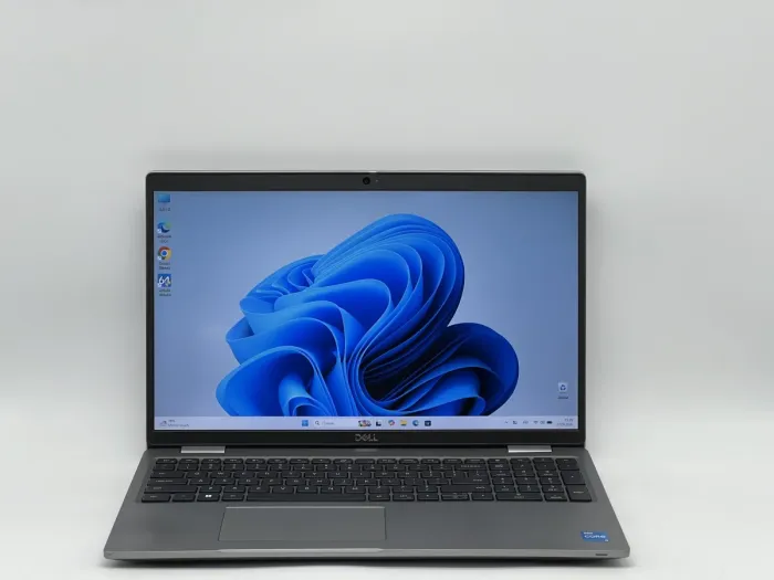 Ноутбук Dell Latitude 5520, i5-1135G7, 16 GB, 240 GB, Intel Iris Xe Graphics, 1920x1080, IPS [SH26071169] БУ - зображення 1