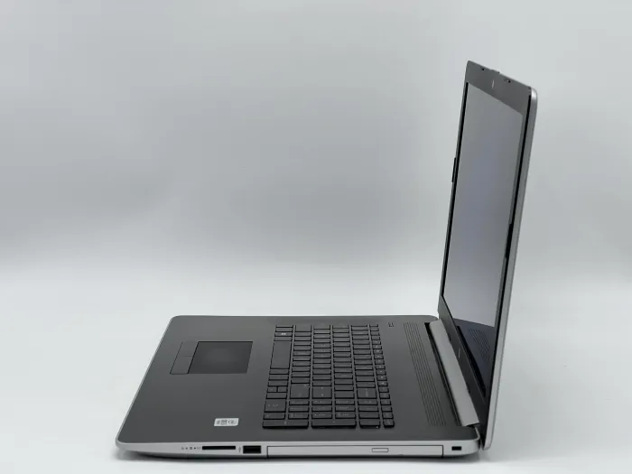 Ноутбук HP 17-by2075cl, i5-10210U, 16 GB, 240 GB, Intel UHD Graphics, 1600x900, TN [SH2605885] БУ - зображення 3