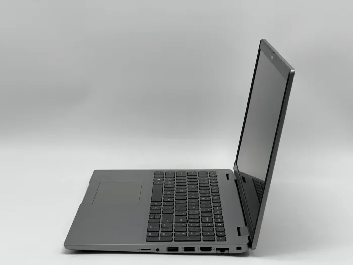 Ноутбук Dell Latitude 5520, i5-1145G7, 16 GB, 240 GB, Intel Iris Xe Graphics, 1920x1080, IPS [SH25121327] БУ - зображення 3