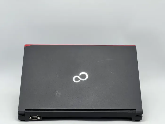 Ноутбук Fujitsu LifeBook E556, i5-6200U, 8 GB, 120 GB, Intel HD Graphics 520, 1366x768, TN [DV2608227] БУ - изображение 4