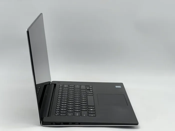 Ноутбук Dell XPS 15 9560, i7-7700HQ, 16 GB, 480 GB, NVIDIA GeForce GTX 1050, 3840x2160, IPS [SH26051058] БУ - изображение 2