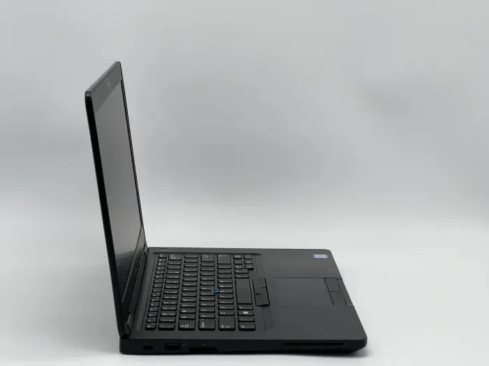 Ноутбук Dell Latitude 5490, i5-8350U, 8 GB, 240 GB, Intel UHD Graphics 620, 1366x768, TN [SH2604053] БУ - зображення 2
