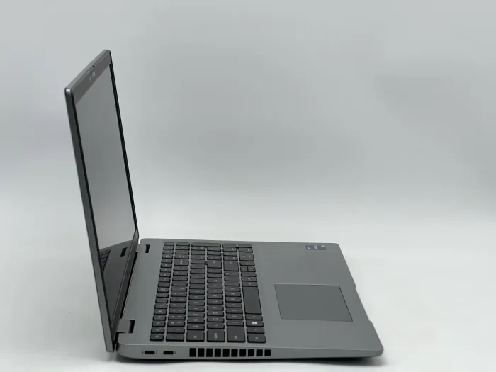 Ноутбук Dell Latitude 5530, i5-1245U, 16 GB, 240 GB, Intel UHD Graphics, 1920x1080, IPS [SH2605222] БУ - зображення 2