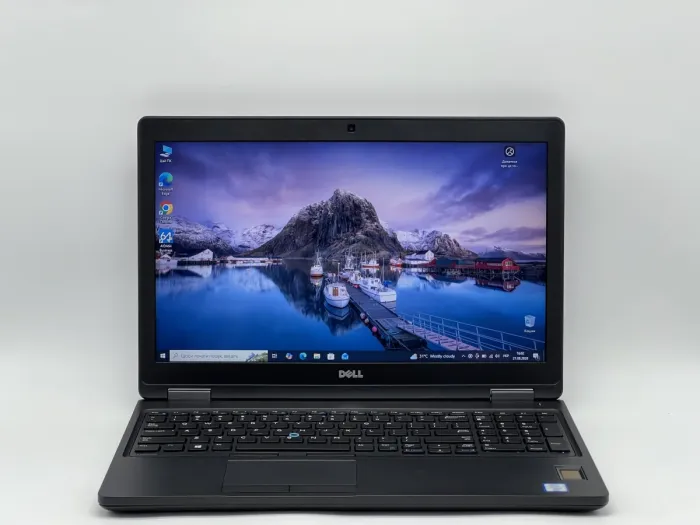 Ноутбук Dell Latitude 5580, i5-6300U, 8 GB, 120 GB, Intel HD Graphics 520, 1366x768, TN [SH2606255] БУ - зображення 1