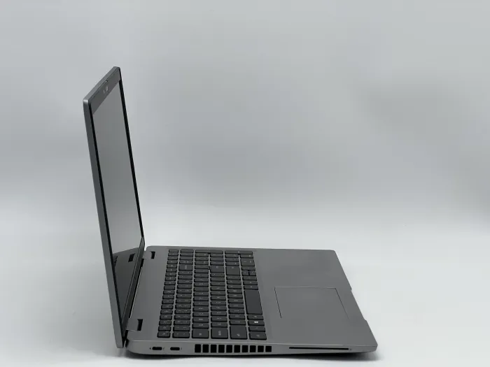 Ноутбук Dell Latitude 5520, i5-1145G7, 16 GB, 240 GB, Intel Iris Xe Graphics, 1920x1080, IPS [SH2605315] БУ - зображення 2