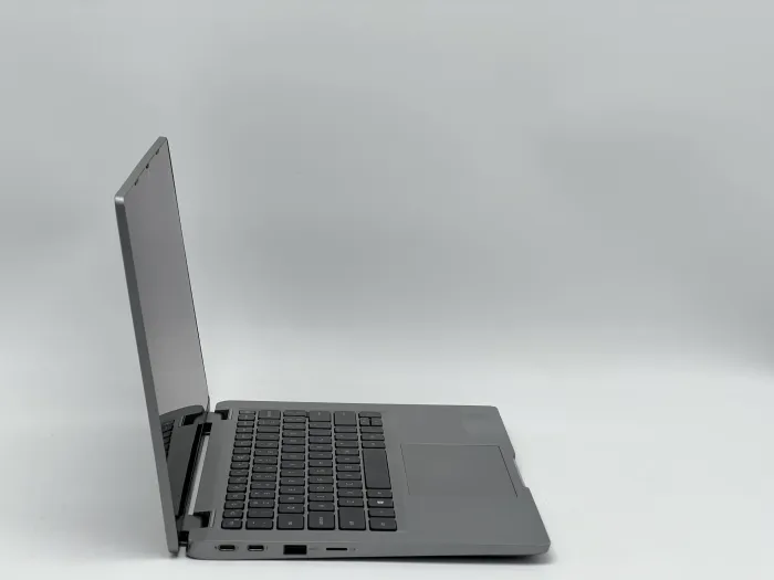Ноутбук Dell Latitude 5330 2 in 1, i5-1245U, 16 GB, 240 GB, Intel Iris Xe Graphics, 1920x1080, IPS [SH26051104] БУ - зображення 2