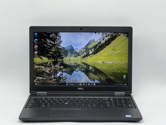 Ноутбук Dell Latitude 5590, i5-8250U, 16 GB, 240 GB, Intel UHD Graphics 620, 1920x1080, IPS [NS2509198] БУ - изображение 1