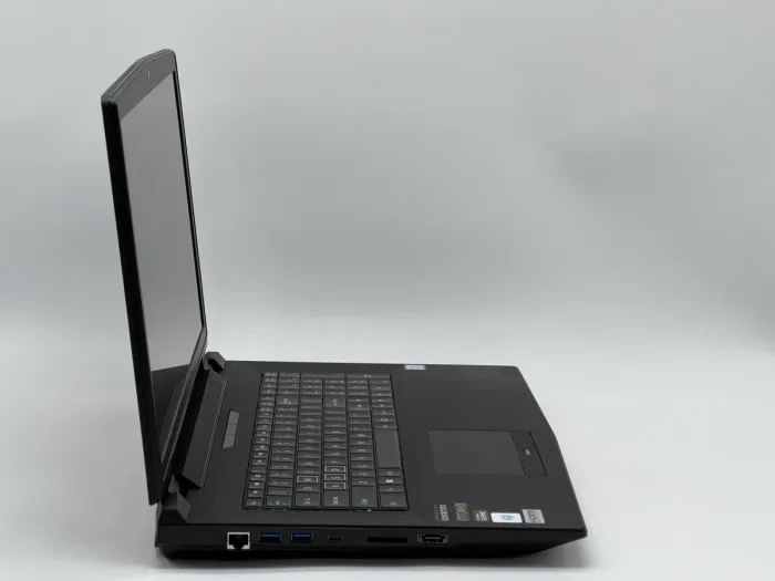 Ноутбук Sager X95 P770DM, i7-6700K, 16 GB, 240 GB, NVIDIA GeForce GTX 980M, 500 GB, 1920x1080, IPS [SH2606250] БУ - изображение 2