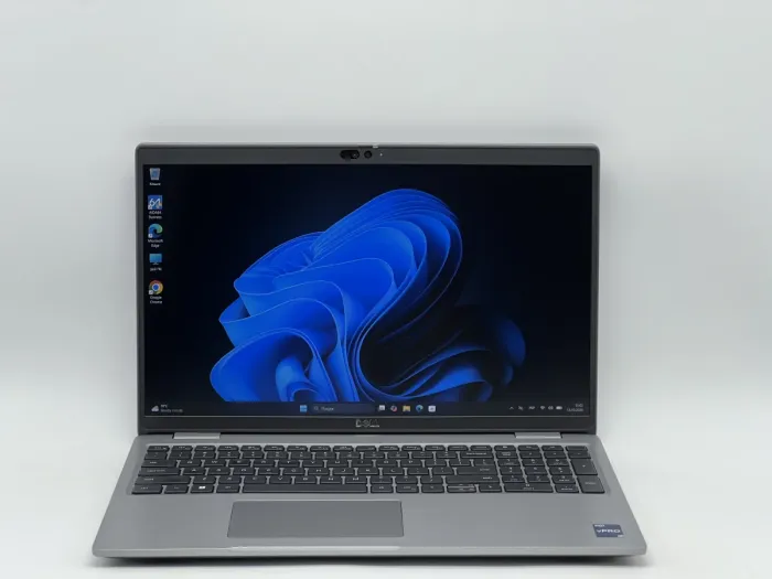 Ноутбук Dell Latitude 5540, i7-1365U, 16 GB, 240 GB, Intel Iris Xe Graphics, 1920x1080, IPS [SH2607940] БУ - зображення 1