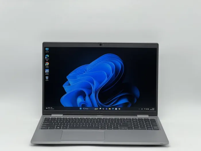 Ноутбук Dell Latitude 5520, i5-1145G7, 16 GB, 240 GB, Intel Iris Xe Graphics, 1920x1080, IPS [SH2605206] БУ - зображення 1