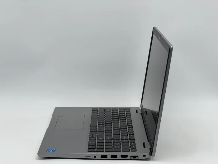 Ноутбук Dell Latitude 5520, i5-1145G7, 16 GB, 240 GB, Intel Iris Xe Graphics, 1920x1080, IPS [SH2609440] БУ - зображення 3